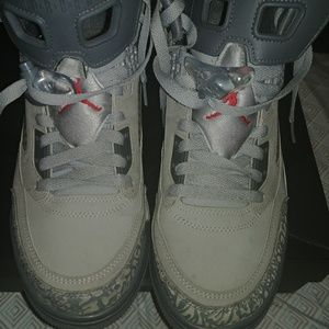 Wolf grey Jordan spikes